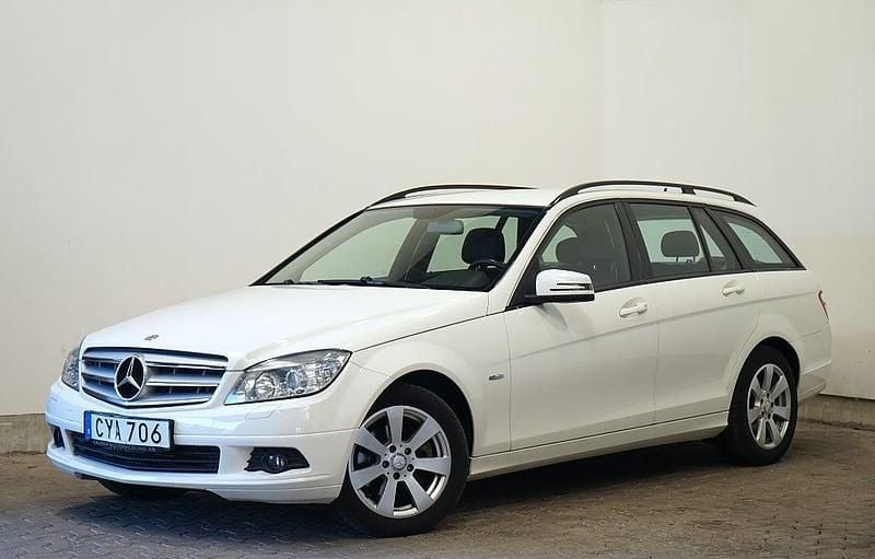Begagnad Mercedes C180 Avantgarde 156 HK (114 kW) 2010 Vit Kombi