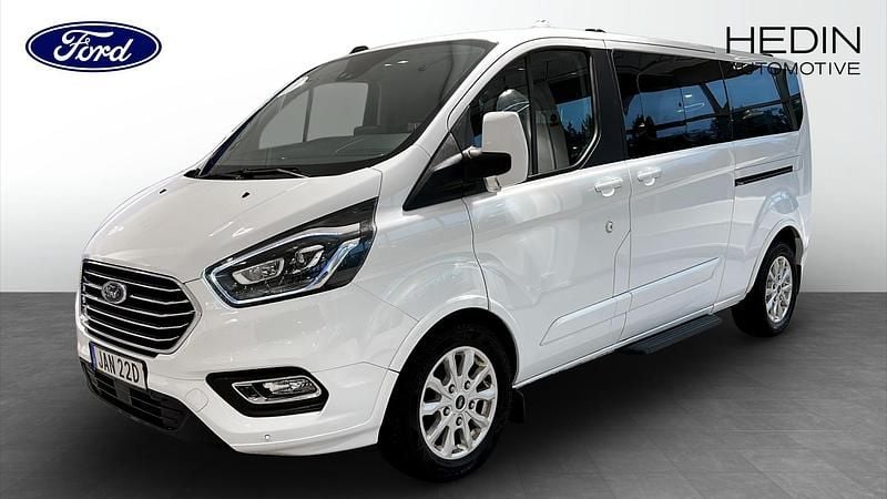 Frozen white Begagnad 2023 Ford Tourneo Titanium Kombi | 394 800 kr (Bra pris) - Bild 1/4