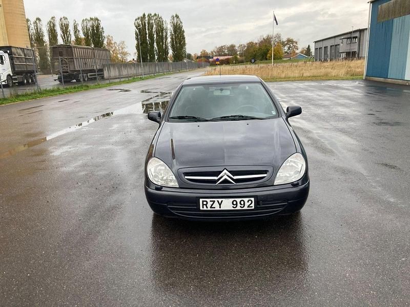 Mörkgrå Begagnad 2000 Citroën Xsara Halvkombi | 17 500 kr - Bild 1/4