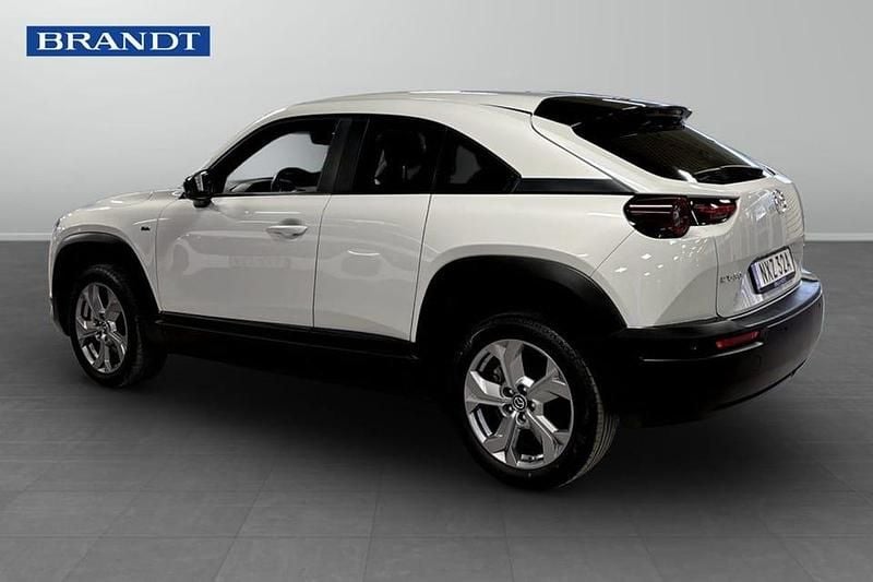 Begagnad Mazda MX30 Exclusive-Line 105 kW (144 HK) 2023 Vit SUV