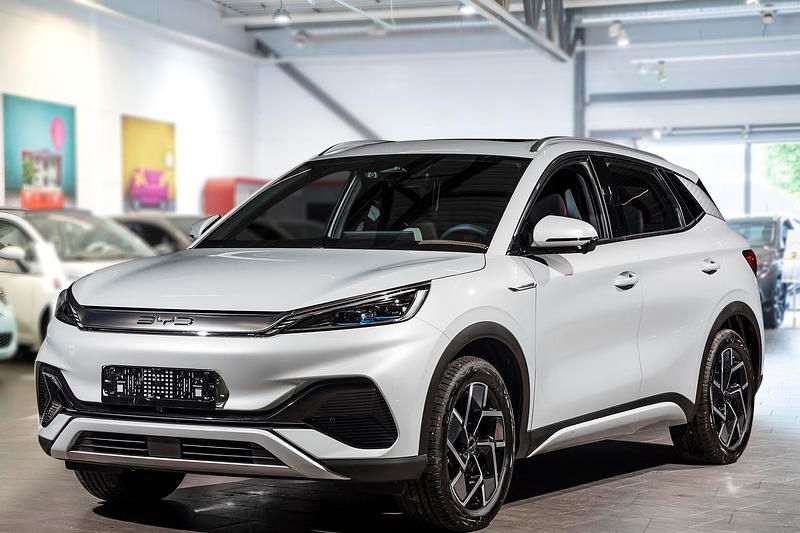 Begagnad BYD Atto 3 Design 150 kW (204 HK) 2022 Vit SUV