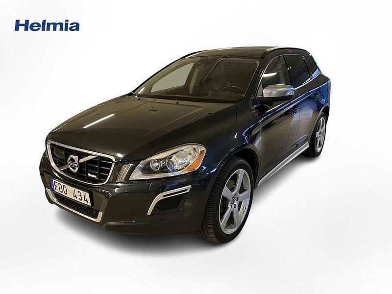 Grå Begagnad 2011 Volvo XC60 R-Design SUV | 155 000 kr (Bra pris) - Bild 1/4