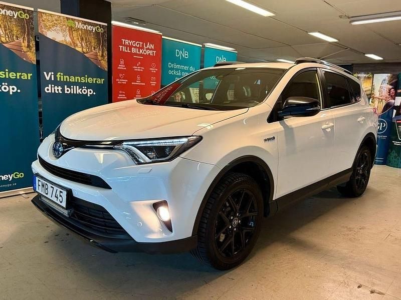 Begagnad Toyota RAV4 Hybrid 197 HK (144 kW) 2018 Vit SUV