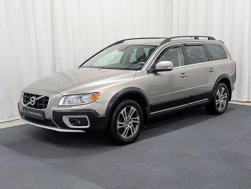 Ljusbrun Begagnad 2011 Volvo XC70 Summum Kombi | 154 900 kr (Marknadspris) - Bild 1/4