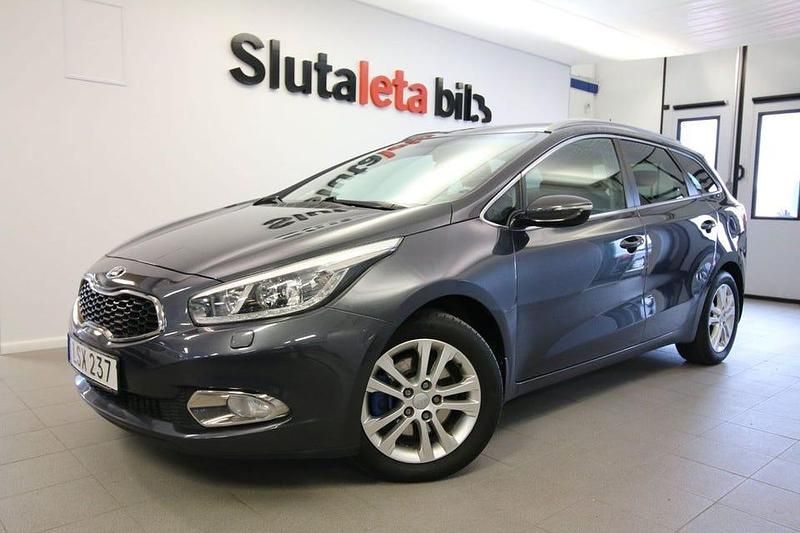 Begagnad Kia Ceed Sportswagon Comfort 128 HK (94 kW) 2013 Grå Kombi