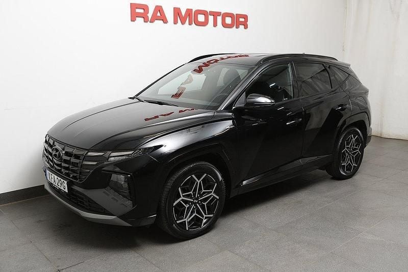 Svart Begagnad 2022 Hyundai Tucson N Line SUV | 339 900 kr (Marknadspris) - Bild 1/3