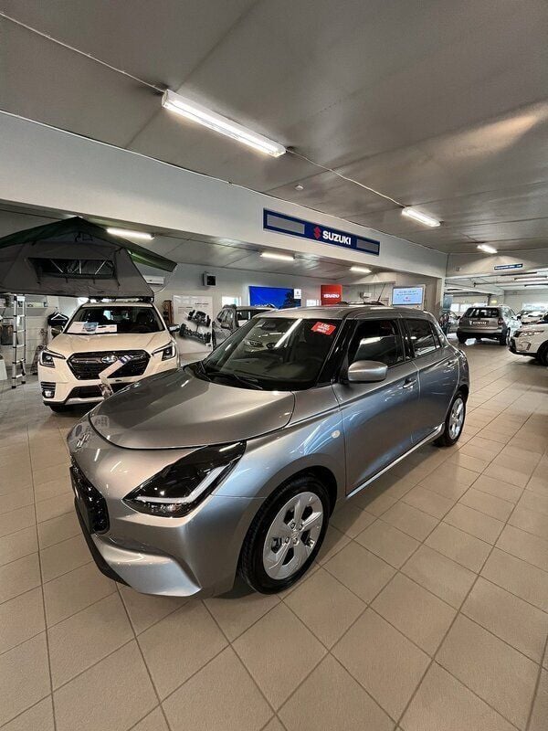 Begagnad Suzuki Swift 83 HK (61 kW) 2024 Grå Halvkombi