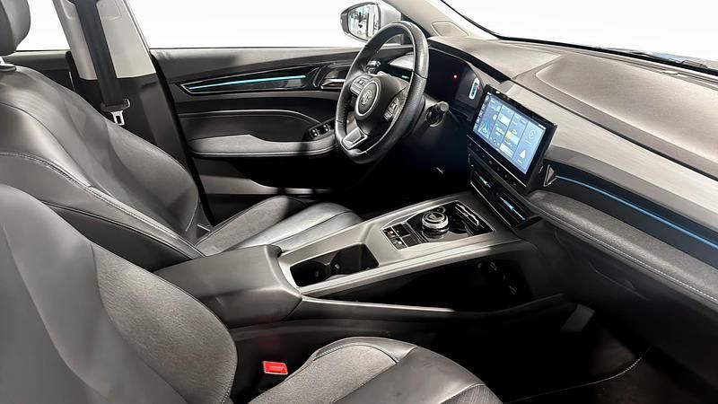 Begagnad MG MG5 EV 114 kW (156 HK) 2022 Grå (grey) Kombi