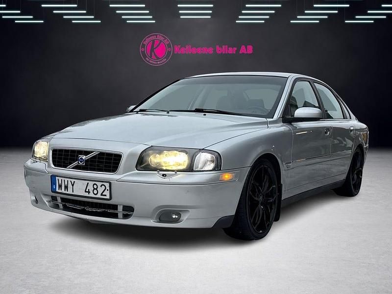 Ljusgrå Begagnad 2005 Volvo S80 Sedan | 44 900 kr (Marknadspris) - Bild 1/4