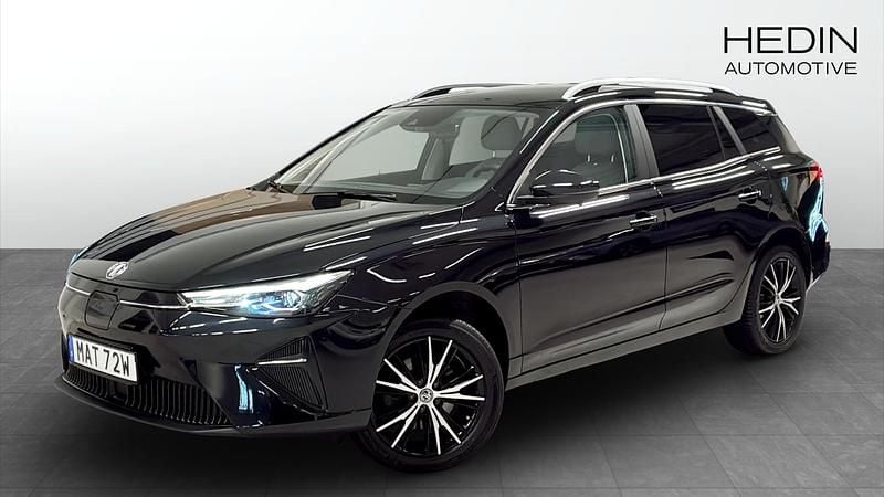 Svart (black) Begagnad 2022 MG MG5 EV Long Range Luxury Kombi | 229 900 kr - Bild 1/4