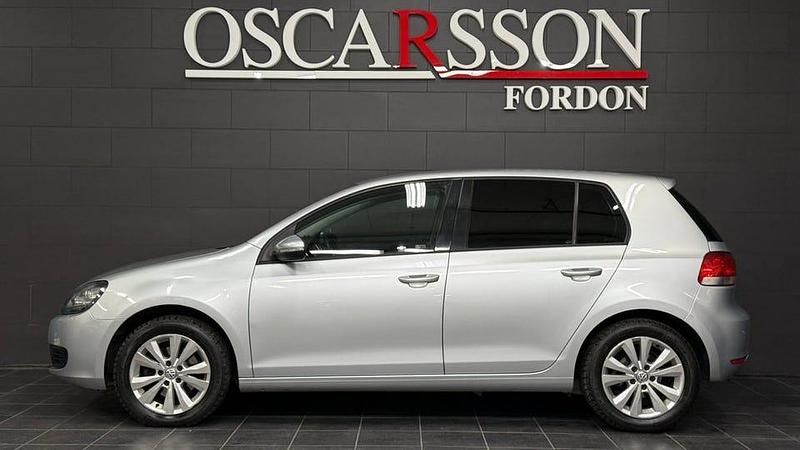 Begagnad VW Golf VI 124 HK (91 kW) 2010 Silver Halvkombi