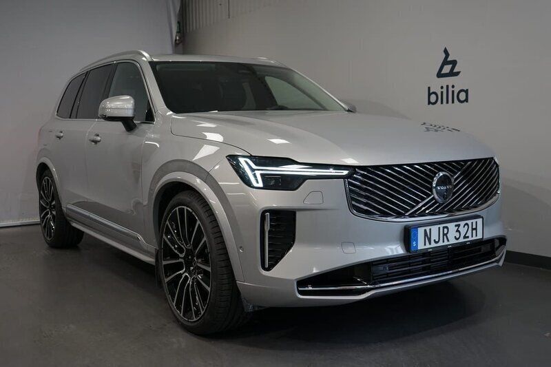 Silver Begagnad 2025 Volvo XC90 Ultra SUV | 979 900 kr - Bild 1/3