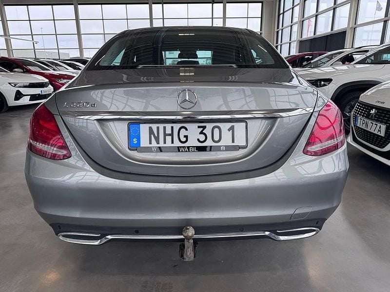 Begagnad Mercedes C220 Avantgarde 170 HK (125 kW) 2016 Silver Sedan