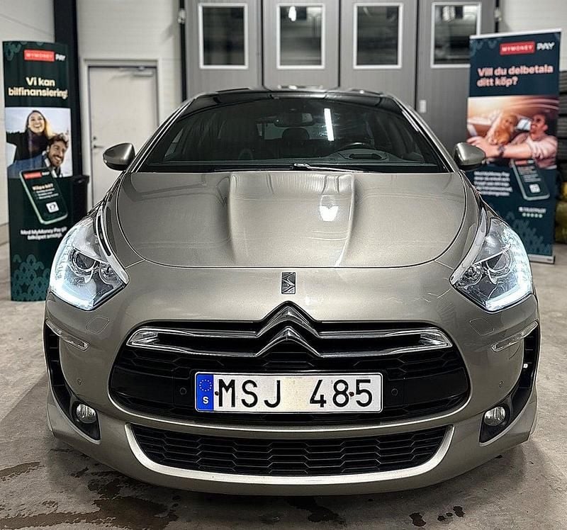 Begagnad Citroën DS5 163 HK (119 kW) 2012 Grå Halvkombi