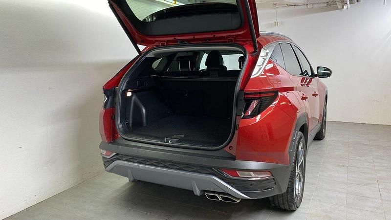 Begagnad Hyundai Tucson Advanced 265 HK (194 kW) 2022 Röd SUV