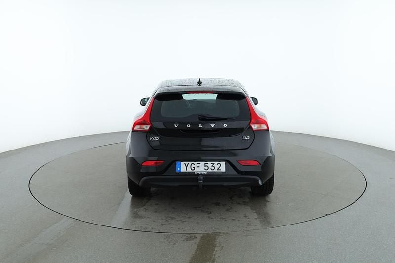 Begagnad Volvo V40 Kinetic 121 HK (88 kW) 2016 Svart Kombi