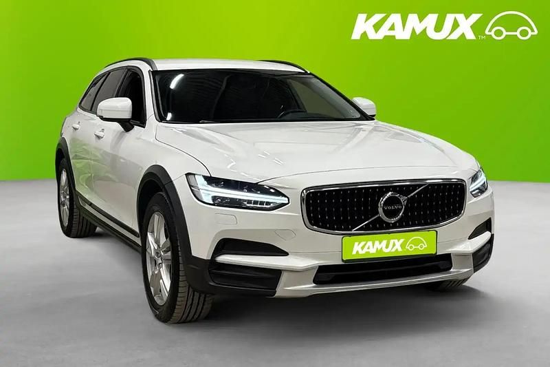 Begagnad Volvo V90 190 HK (139 kW) 2018 Vit Kombi
