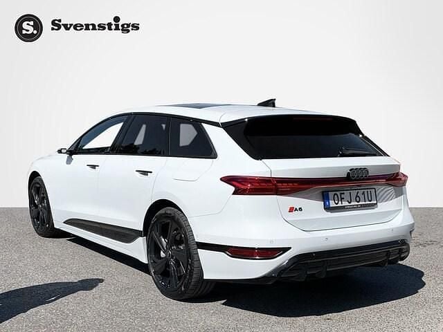 Begagnad Audi A6 e-tron S-Line 270 kW (368 HK) 2024 Vit (glaciärvit metallic) Kombi