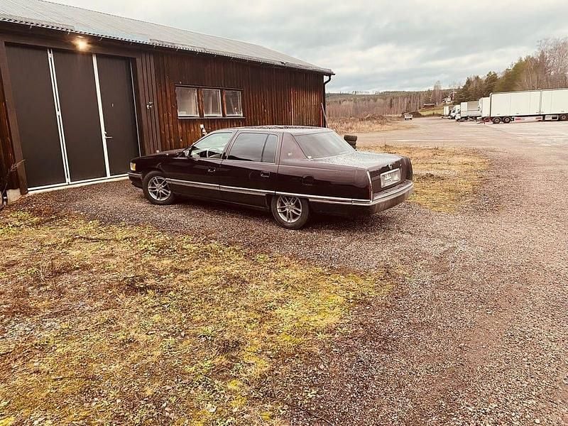Begagnad Cadillac Deville 279 HK (205 kW) 1996 Sedan