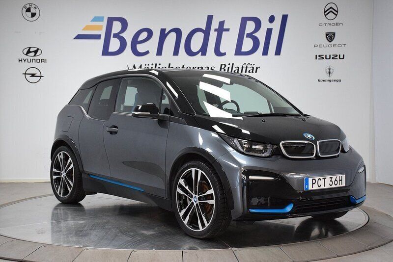 Grå Begagnad 2022 BMW i3 Halvkombi | 274 500 kr (Dyr) - Bild 1/3