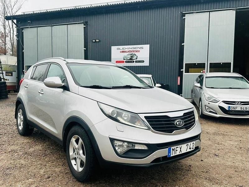 Silver Begagnad 2011 Kia Sportage EX SUV | 64 900 kr (Dyr) - Bild 1/4