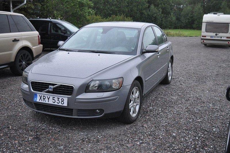 Спойлер volvo s40