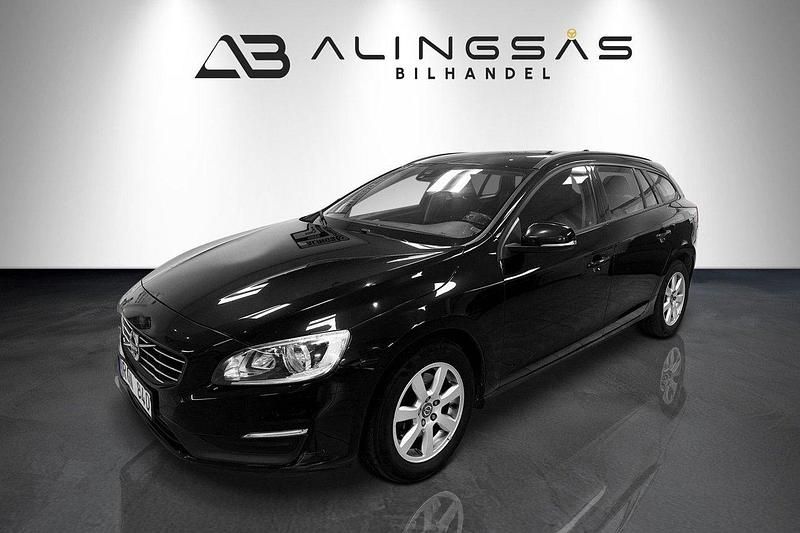 Svart Begagnad 2014 Volvo V60 Kinetic Kombi | 89 900 kr (Marknadspris) - Bild 1/4