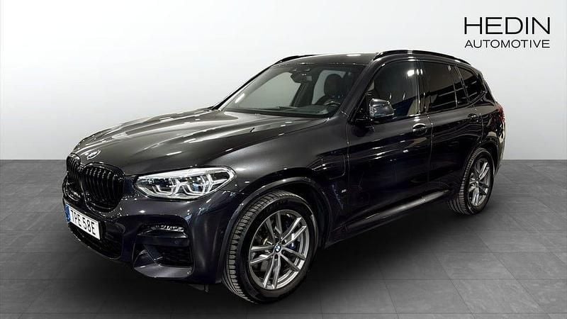 Grå Begagnad 2020 BMW X3 M Sport SUV | 349 990 kr - Bild 1/4