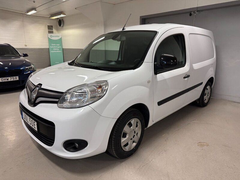 Vit Begagnad 2020 Renault Kangoo Minibuss | 99 900 kr (Marknadspris) - Bild 1/4