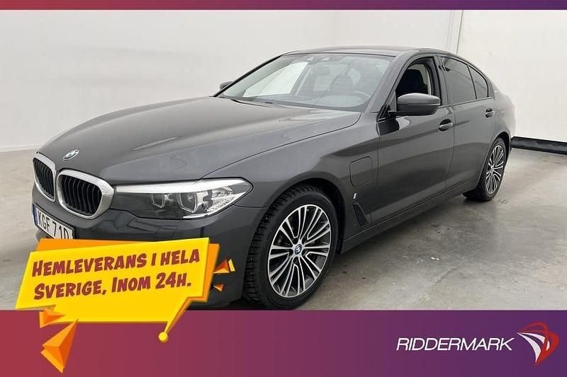 Mgrå Begagnad 2019 BMW 530 Sport Line Sedan | 249 900 kr (Bra pris) - Bild 1/3