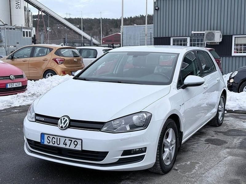 Begagnad VW Golf VII 110 HK (80 kW) 2017 Vit