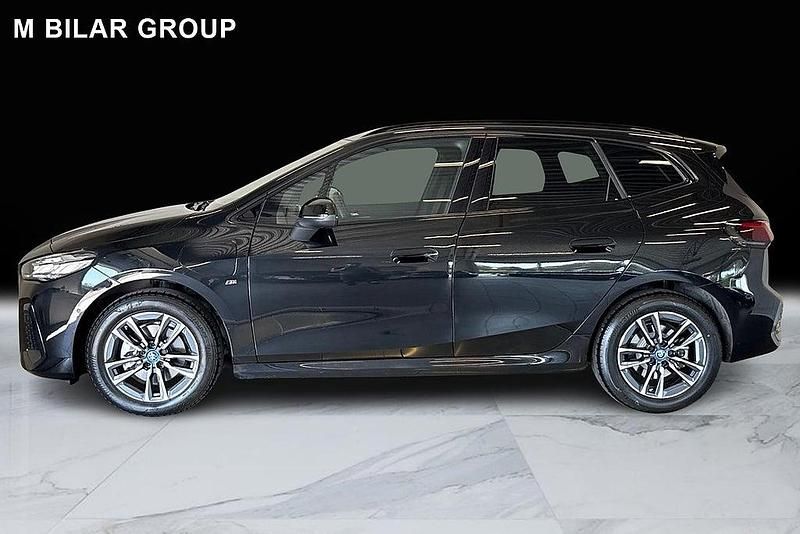 Begagnad BMW 225 Active Tourer 2025 Svart Minibuss