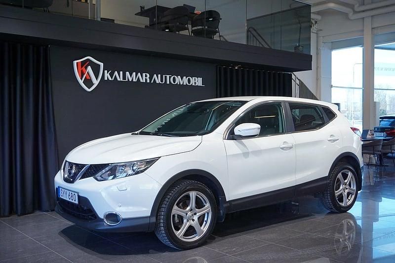 Begagnad Nissan Qashqai 131 HK (96 kW) 2014 Vit SUV