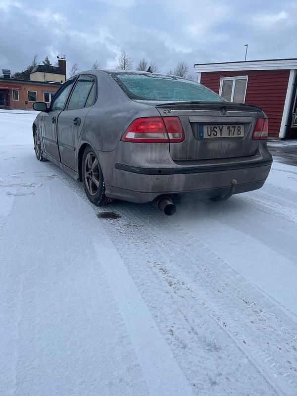 Begagnad Saab 9-3 Aero 210 HK (154 kW) 2004