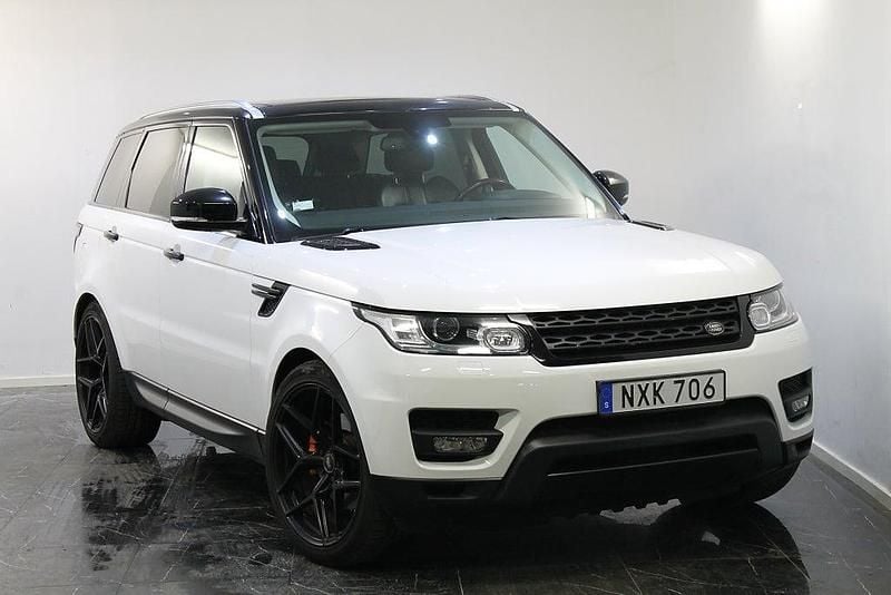 Svart Begagnad 2015 Land Rover Range Rover HSE SUV | 349 000 kr (Dyr) - Bild 1/4