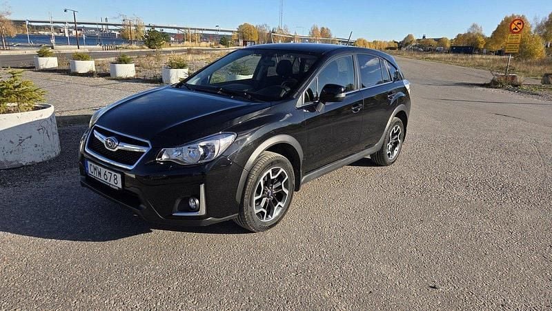 Svart Begagnad 2016 Subaru XV SUV | 110 000 kr (Marknadspris) - Bild 1/4