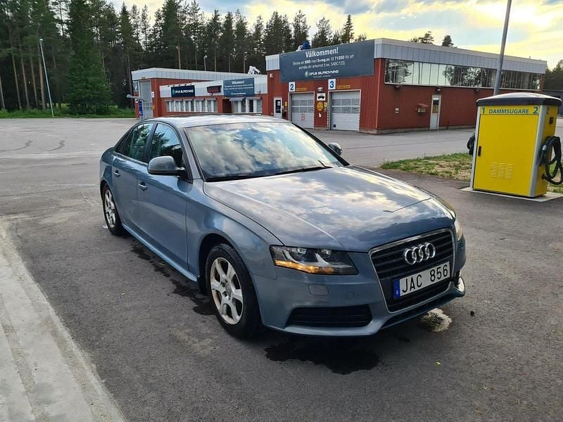 Blå Begagnad 2009 Audi A4 Proline Sedan | 55 000 kr (Bra pris) - Bild 1/4