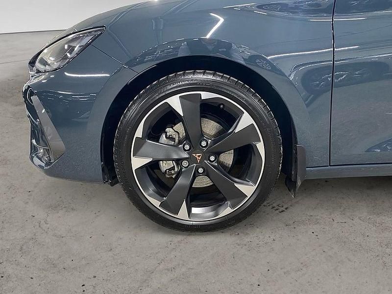 Begagnad Cupra Leon 151 HK (111 kW) 2025 Blå Kombi