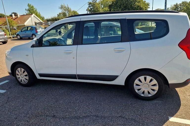 Begagnad 2013 Dacia Lodgy Minibuss | 47 000 kr (Bra pris) - Bild 1/4