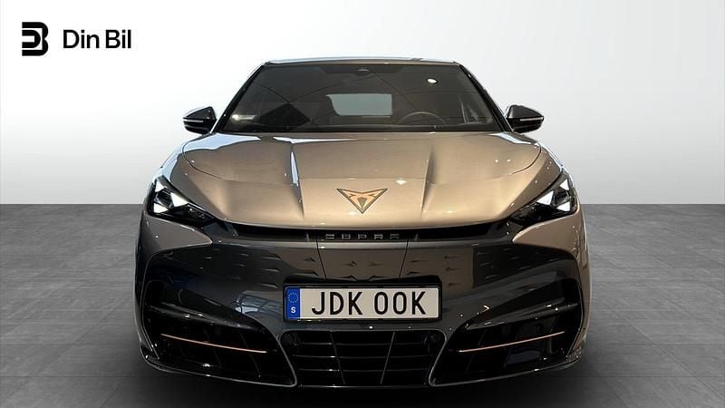 Begagnad Cupra Tavascan VZ 253 kW (344 HK) 2024 Ljusbrun SUV