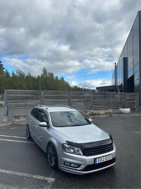 Silver Begagnad 2014 VW Passat GT Kombi | 70 000 kr (Bra pris) - Bild 1/4