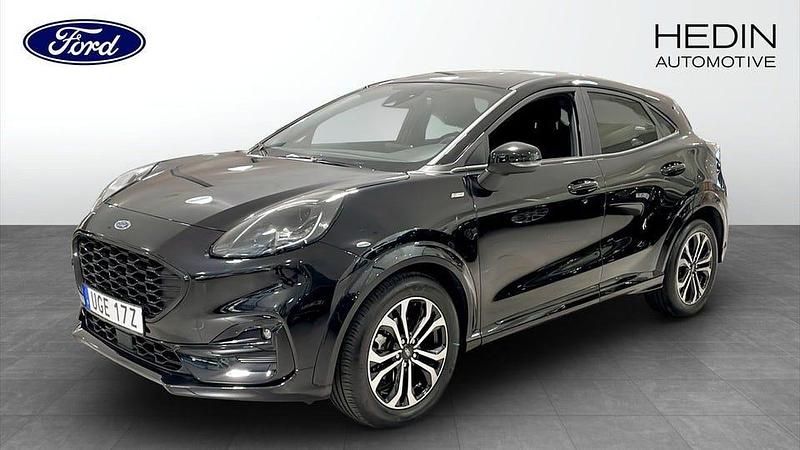 Svart Begagnad 2022 Ford Puma ST-Line SUV | 209 000 kr (Marknadspris) - Bild 1/4