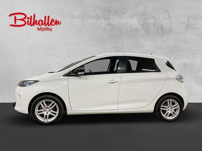 Begagnad Renault Zoe 80 kW (109 HK) 2019 Vit Halvkombi