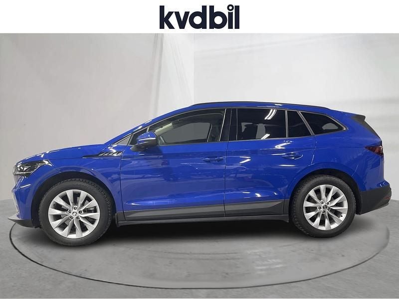 Begagnad Skoda Enyaq iV 150 kW (204 HK) 2023 Blå SUV