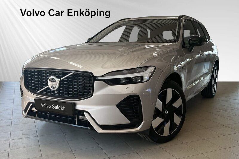 Ljusgrå Begagnad 2023 Volvo XC60 Ultimate SUV | 559 900 kr (Dyr) - Bild 1/3