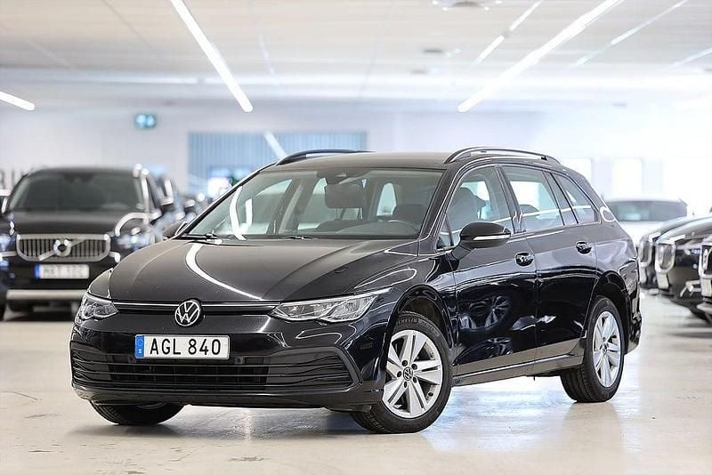 Begagnad VW Golf VIII 116 HK (85 kW) 2021 Svart Kombi