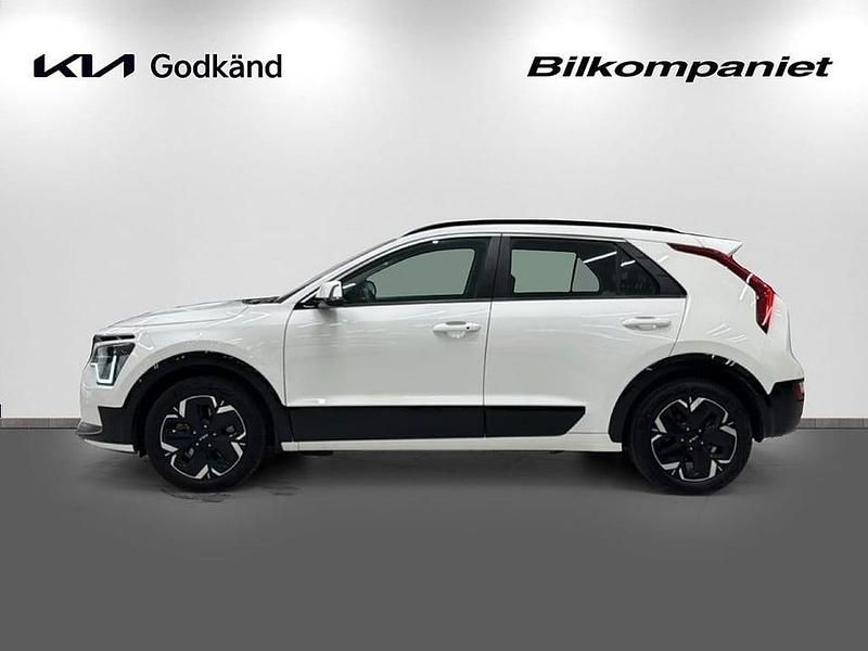 Begagnad Kia e-Niro 152 kW (207 HK) 2023 Vit SUV