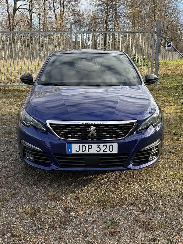 Begagnad 2018 Peugeot 308 | 129 900 kr (Marknadspris) - Bild 1/4