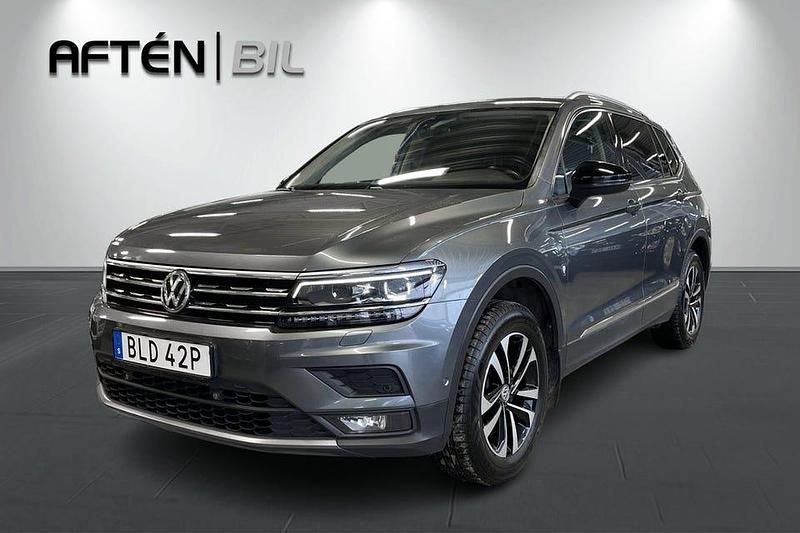 Grå Begagnad 2019 VW Tiguan Allspace SUV | 269 000 kr (Marknadspris) - Bild 1/3