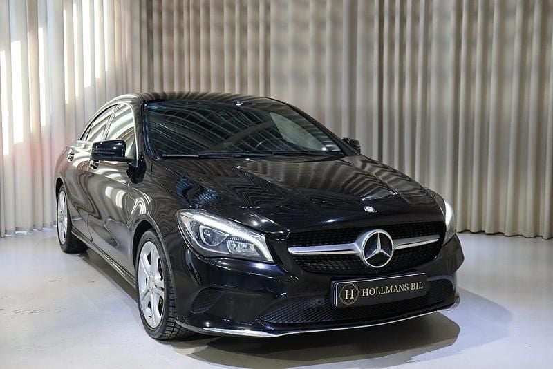 Begagnad Mercedes CLA200 Urban 136 HK (100 kW) 2016 Svart Sedan